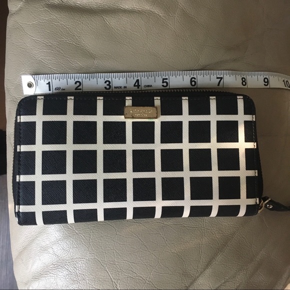 EUC Kate Spade Shore Street Lacey Wallet - Picture 9 of 15